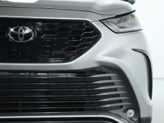 Used 2023 Toyota Highlander XSE FWD at DriveNow Mayfield near Mayfield Heights, OH