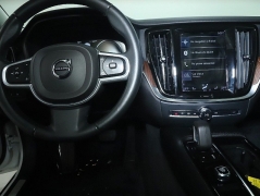 Used 2022  Volvo S60 Recharge T8 eAWD PHEV at Drive Now Westlake near Westlake&comma; OH