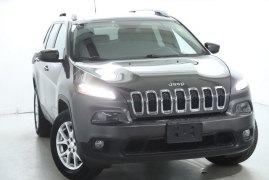 Used 2017 Jeep Cherokee 4d SUV 4WD Latitude I4 at DriveNow Mayfield near Mayfield Heights, OH