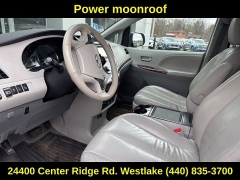 Used 2014  Toyota Sienna 5dr 7-Pass Van V6 AWD &lpar;Natl&rpar; at Drive Now Westlake near Westlake&comma; OH