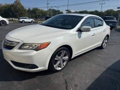 Used 2013 Acura ILX 4d Sedan 2.0L Tech at Drive Now Westlake near Westlake, OH