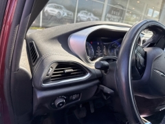 Used 2020 Chrysler Pacifica 4d Wagon Limited at DriveNow Mayfield near Mayfield Heights, OH