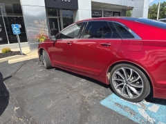 Used 2018 Lincoln MKZ 4d Sedan FWD Premiere at Drive Now Westlake near Westlake, OH