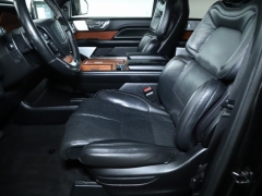 Used 2018 Lincoln Navigator 4d SUV 4WD Reserve at Drive Now Westlake near Westlake, OH