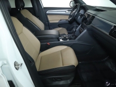 Used 2021  Volkswagen Atlas Cross Sport 3&period;6L V6 SEL R-Line 4MOTION at DriveNow Mayfield near Mayfield Heights&comma; OH