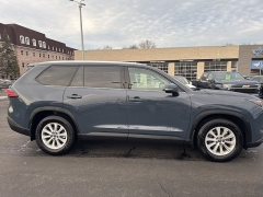 Used 2024  Toyota Grand Highlander XLE AWD at Drive Now Westlake near Westlake&comma; OH