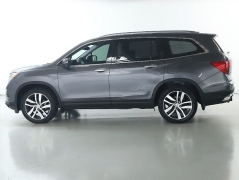 Used 2017  Honda Pilot 4d SUV AWD Elite at Drive Now Westlake near Westlake&comma; OH