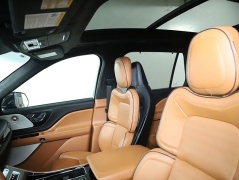 Used 2025  Lincoln Aviator Black Label AWD at Drive Now Westlake near Westlake&comma; OH