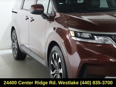 Used 2022  Kia Carnival EX FWD at Drive Now Westlake near Westlake&comma; OH