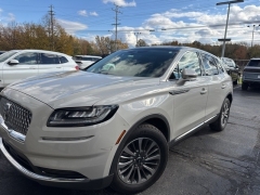 Used 2022  Lincoln Nautilus Reserve AWD at DriveNow Mayfield near Mayfield Heights, OH