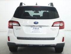 Used 2017  Subaru Outback 4d SUV 2&period;5i Limited at Drive Now Westlake near Westlake&comma; OH