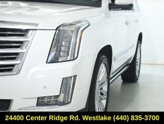 Used 2020  Cadillac Escalade 4d SUV 4WD Platinum at Drive Now Westlake near Westlake&comma; OH
