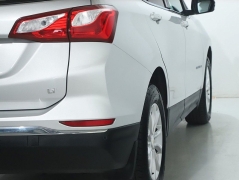 Used 2018  Chevrolet Equinox 4d SUV FWD LT w&sol;1LT at DriveNow Mayfield near Mayfield Heights&comma; OH