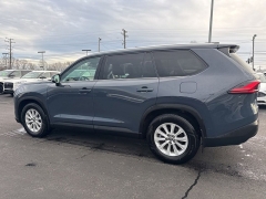 Used 2024  Toyota Grand Highlander XLE AWD at Drive Now Westlake near Westlake&comma; OH