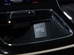Used 2023  Lincoln Nautilus Reserve AWD at DriveNow Mayfield near Mayfield Heights&comma; OH
