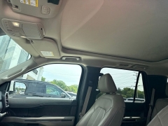 Used 2021  Ford Expedition Limited 4x4 at Drive Now Westlake near Westlake&comma; OH