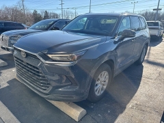Used 2024  Toyota Grand Highlander XLE AWD at Drive Now Westlake near Westlake&comma; OH