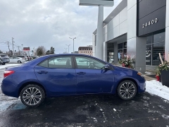 Used 2016  Toyota Corolla 4dr Sdn &lpar;Natl&rpar; at Drive Now Westlake near Westlake&comma; OH