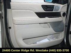 Used 2019  Lincoln Navigator 4d SUV 4WD Reserve at Drive Now Westlake near Westlake&comma; OH