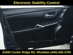 Used 2017  Toyota Camry Auto &lpar;Natl&rpar; at Drive Now Westlake near Westlake&comma; OH