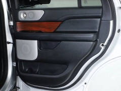 Used 2019  Lincoln Navigator 4d SUV 4WD Reserve at Drive Now Westlake near Westlake&comma; OH