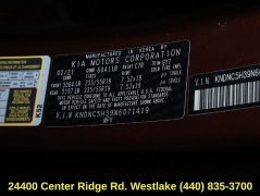 Used 2022  Kia Carnival EX FWD at Drive Now Westlake near Westlake&comma; OH