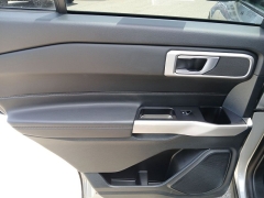 Used 2023  Ford Explorer XLT 4WD at Drive Now Westlake near Westlake&comma; OH