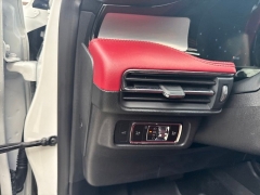 Used 2024  Lincoln Corsair Reserve AWD at DriveNow Mayfield near Mayfield Heights&comma; OH