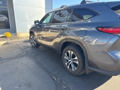 Used 2023 Toyota Highlander L AWD at Drive Now Westlake near Westlake, OH