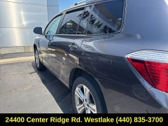 Used 2008  Toyota Highlander 4d SUV FWD Sport at Drive Now Westlake near Westlake&comma; OH