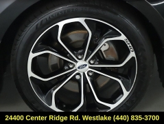 Used 2017  Ford Taurus 4d Sedan AWD SHO at Drive Now Westlake near Westlake&comma; OH