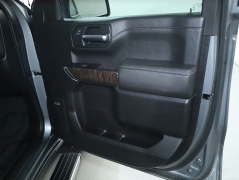 Used 2019  GMC Sierra 1500 4WD Crew Cab 147" Denali at Drive Now Westlake near Westlake&comma; OH