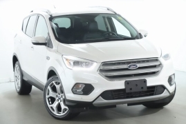 Used 2019 Ford Escape 4d SUV 4WD Titanium at Drive Now Westlake near Westlake, OH