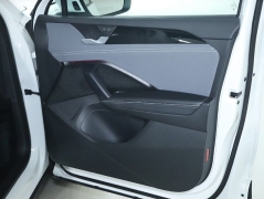 Used 2025  Volkswagen Tiguan 2&period;0T SE FWD at DriveNow Mayfield near Mayfield Heights&comma; OH