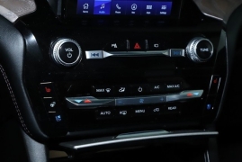 Used 2022 Ford Explorer Platinum 4WD at DriveNow Mayfield near Mayfield Heights, OH