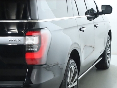 Used 2020  Ford Expedition Max 4d SUV 4WD Platinum at Drive Now Westlake near Westlake, OH