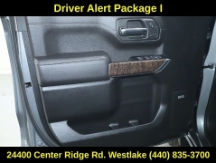 Used 2019  GMC Sierra 1500 4WD Crew Cab 147" Denali at Drive Now Westlake near Westlake&comma; OH