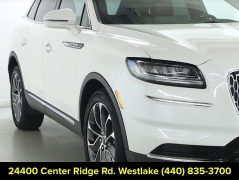 Used 2022  Lincoln Nautilus Reserve AWD at DriveNow Mayfield near Mayfield Heights&comma; OH