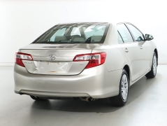 Used 2014  Toyota Camry 4dr Sdn I4 Auto LE &lpar;Natl&rpar; at DriveNow Mayfield near Mayfield Heights&comma; OH
