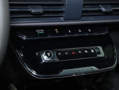 Used 2023  Lincoln Corsair Standard AWD at DriveNow Mayfield near Mayfield Heights&comma; OH