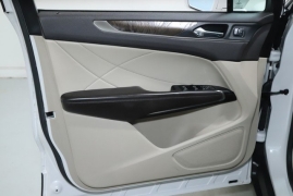 Used 2017 Lincoln MKC 4d SUV AWD Reserve at DriveNow Mayfield near Mayfield Heights, OH