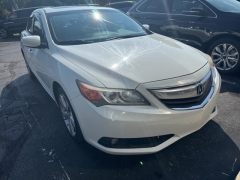 Used 2013 Acura ILX 4d Sedan 2.0L Tech at Drive Now Westlake near Westlake, OH