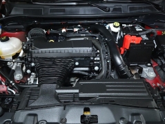 Used 2024  Lincoln Corsair Reserve AWD at DriveNow Mayfield near Mayfield Heights&comma; OH