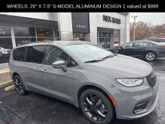 Used 2021  Chrysler Pacifica Touring L AWD at DriveNow Mayfield near Mayfield Heights, OH