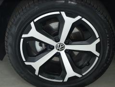 Used 2025  Volkswagen Tiguan 2&period;0T SE FWD at DriveNow Mayfield near Mayfield Heights&comma; OH