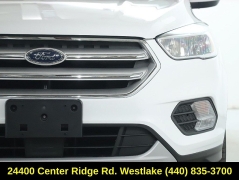 Used 2018  Ford Escape SE 4WD at Drive Now Westlake near Westlake&comma; OH