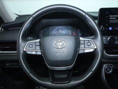 Used 2024  Toyota Grand Highlander XLE AWD at Drive Now Westlake near Westlake&comma; OH