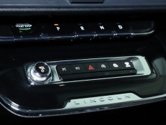 Used 2023  Lincoln Corsair Standard AWD at Drive Now Westlake near Westlake&comma; OH