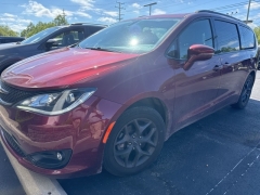 Used 2020 Chrysler Pacifica 4d Wagon Limited at DriveNow Mayfield near Mayfield Heights, OH