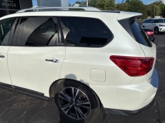 Used 2017 Nissan Pathfinder 4x4 Platinum at DriveNow Mayfield near Mayfield Heights, OH
